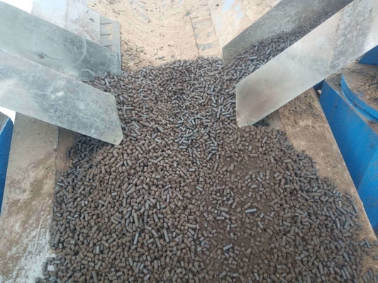 Eerste klassen technologie Flat Film Squeezed Pellets Machinery 3-30kw Feed Pellet Machine