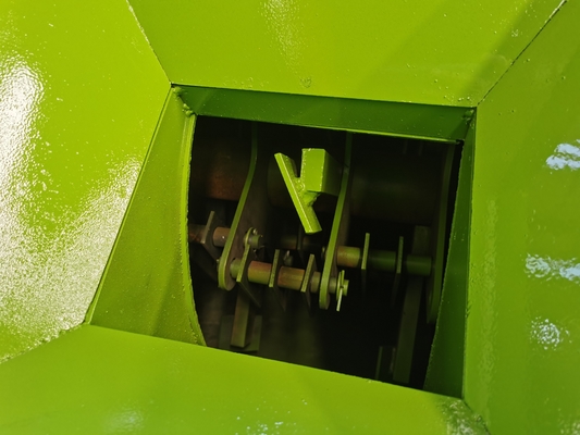 Semi-wette materialenbreker 2024 Breekmachine voor het maken van meststoffen Capaciteit 1-8 t/h