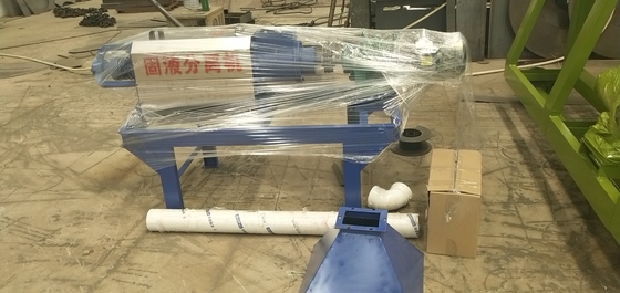7kw vaste-vloeistofseparator Dehydrator Hopper Type Extracteerbaar Type met hoge capaciteit